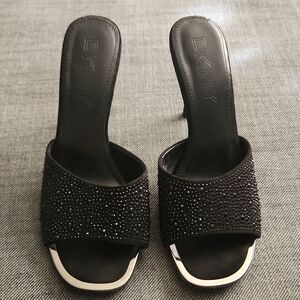 DKNY Black & Chrome Rhinestone Bling Sparkly Sling Back Open Toe Heels Size 7